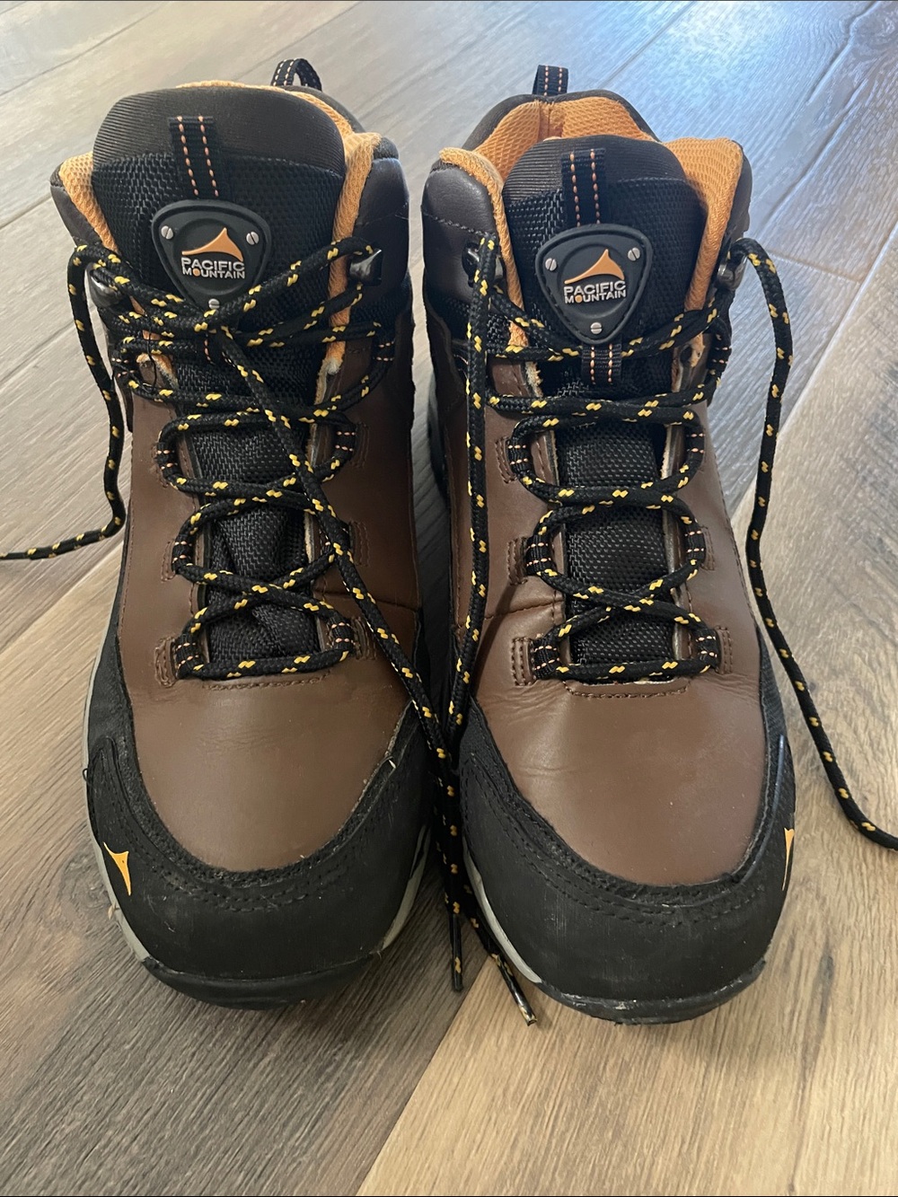 Kid’s Pacific Mountain Hiking Boots